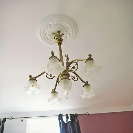 Stuckverzierte, Zentrumsnahe Im Sueden Apartament Lipsk